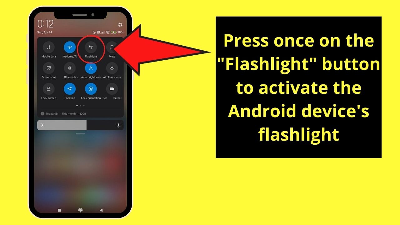 How to Turn On Your Flashlight on Android by Activating the Quick Toggle Menu Step 3